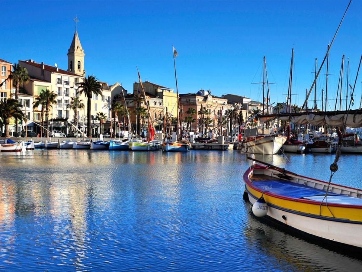 Escapade A Sanary, Au Coeur Du Village, 200M Du Port,Clim,Wifi,Parking מראה חיצוני תמונה