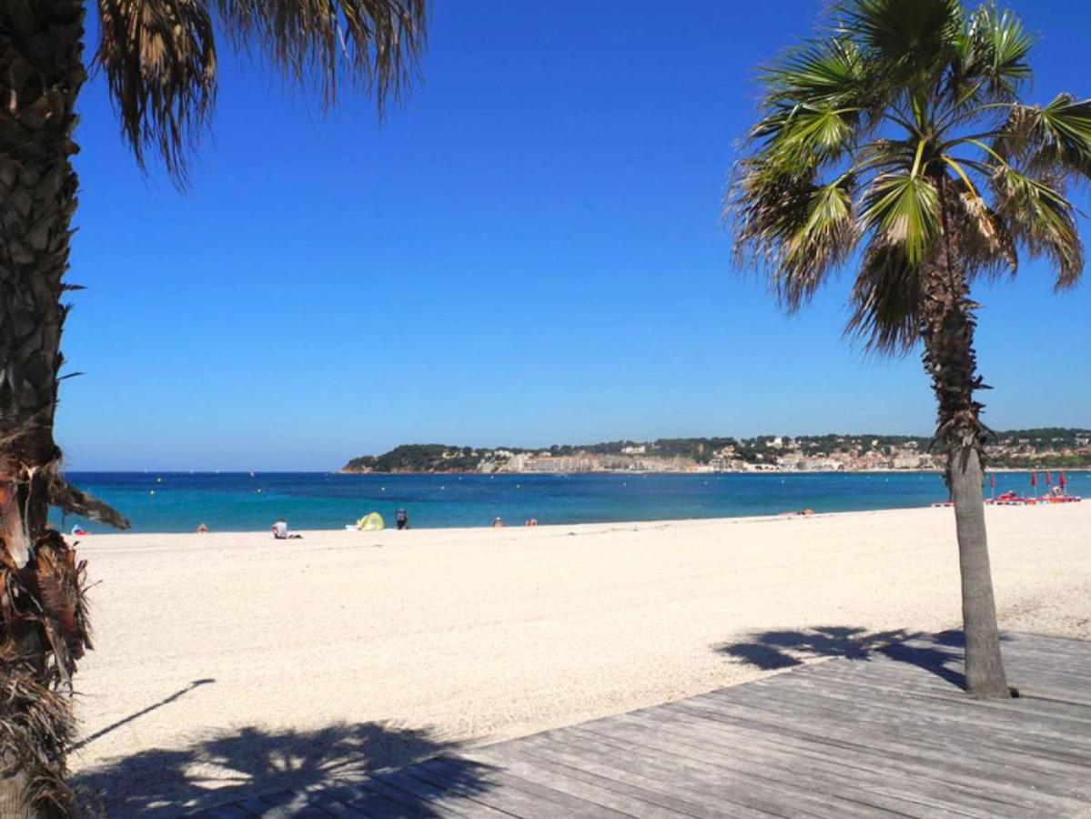 Escapade A Sanary, Au Coeur Du Village, 200M Du Port,Clim,Wifi,Parking מראה חיצוני תמונה